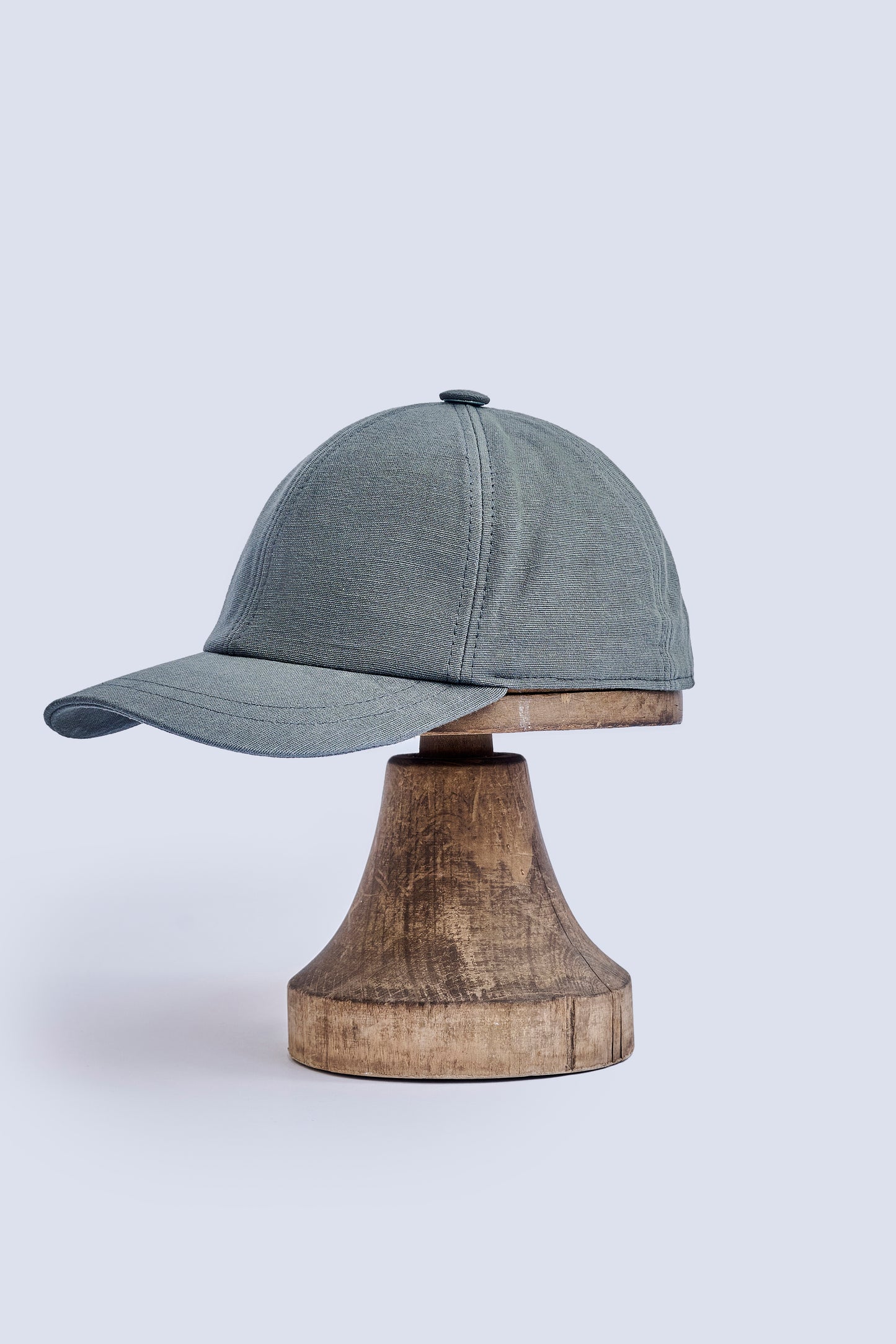 Cap IV- Grey