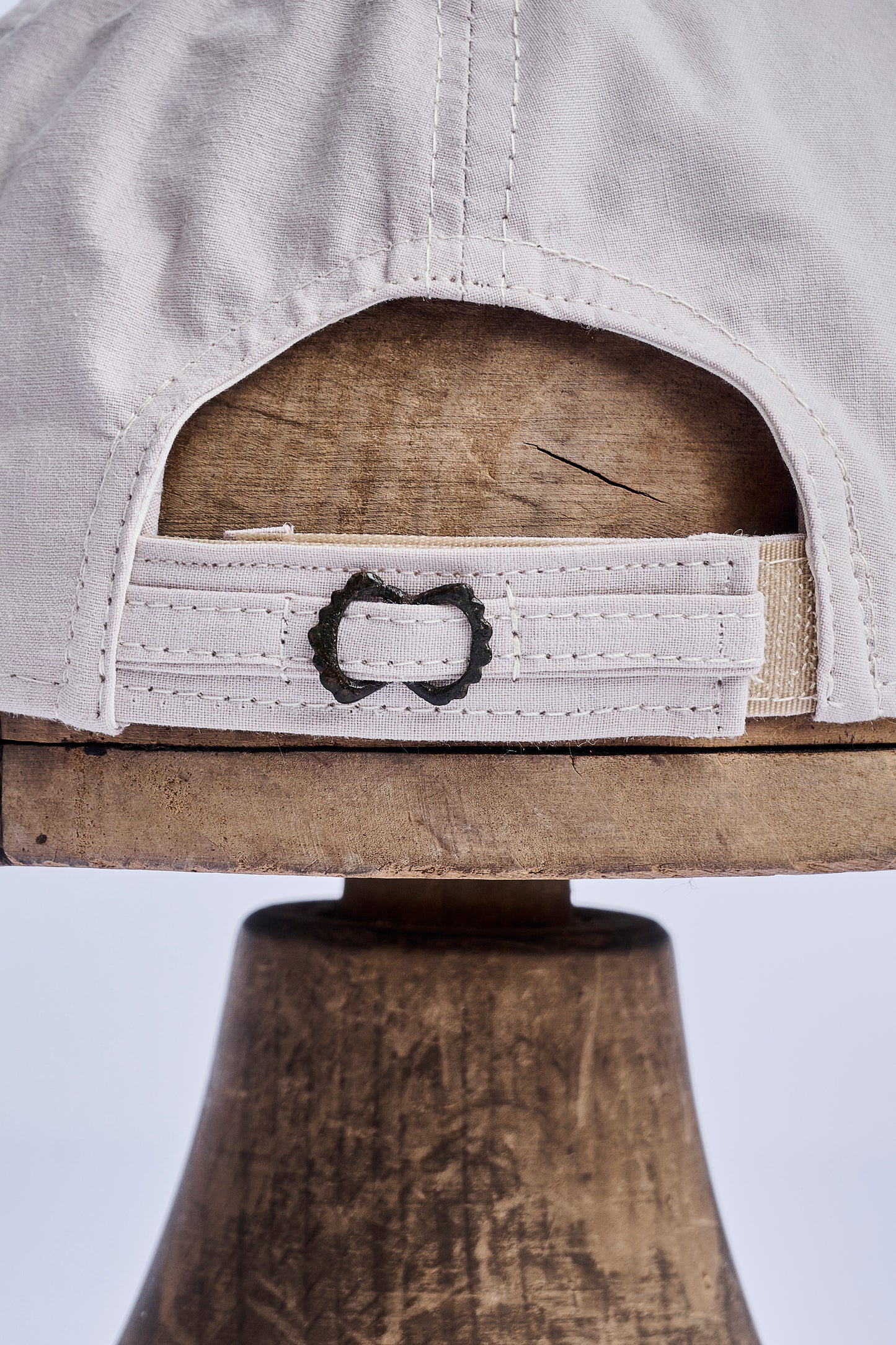 Cap XVI- Beige