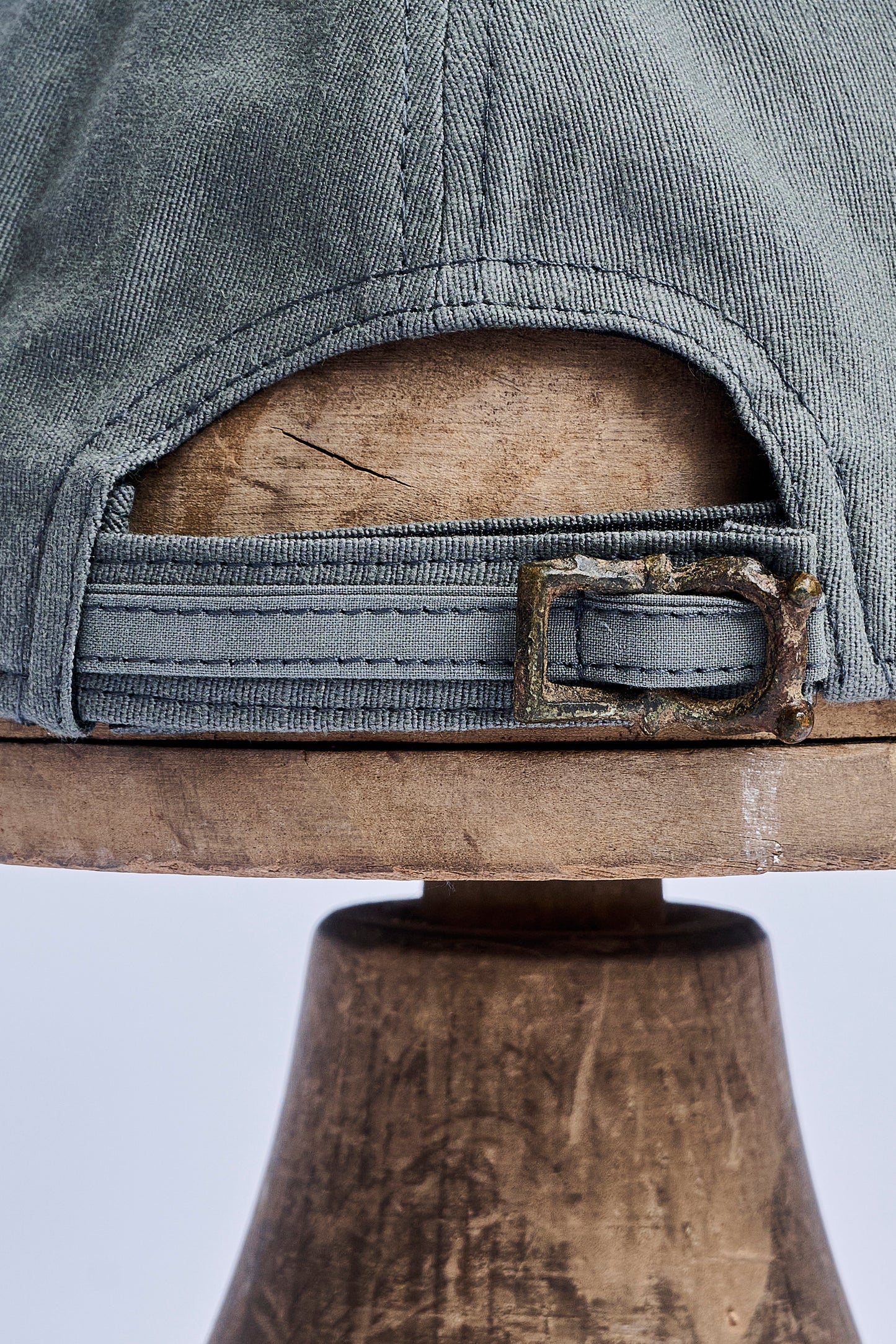 Cap XVIII- Grey