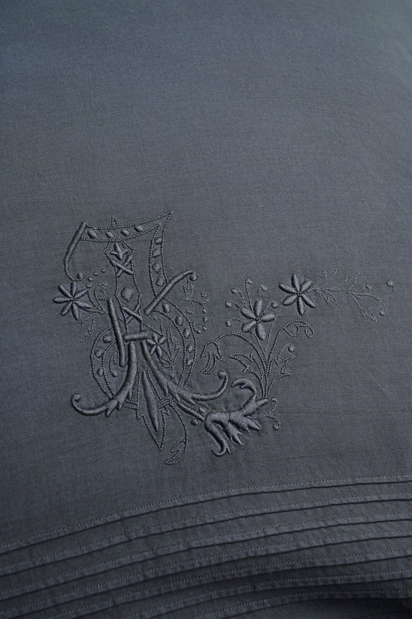 Cushion cover XI- Grey