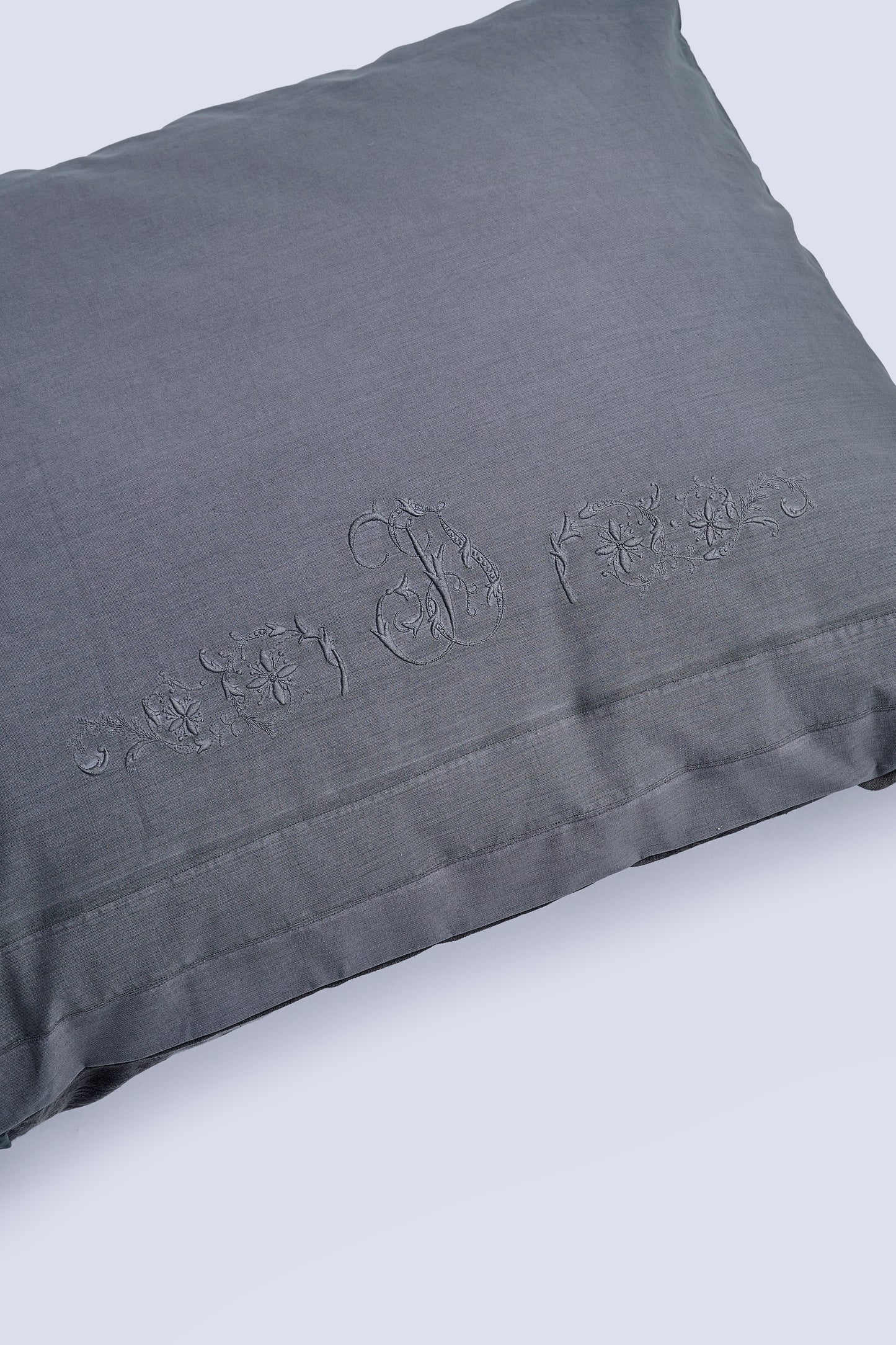 Cushion cover III- Grey
